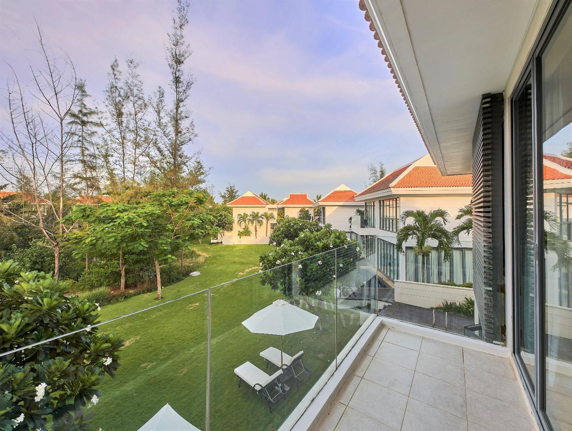 Danang Ocean Resort & Spa Non Nuoc Beach Villas Oda fotoğraf
